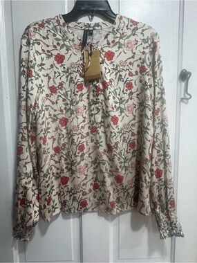 knot sisters Cream Floral Long-Sleeve Blouse with Red & Pink Flowers